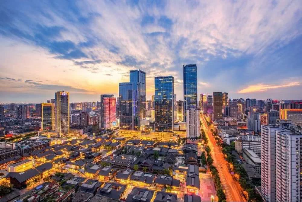 新疆与北京,两座城市的独特魅力 新疆与北京,两座城市的独特魅力